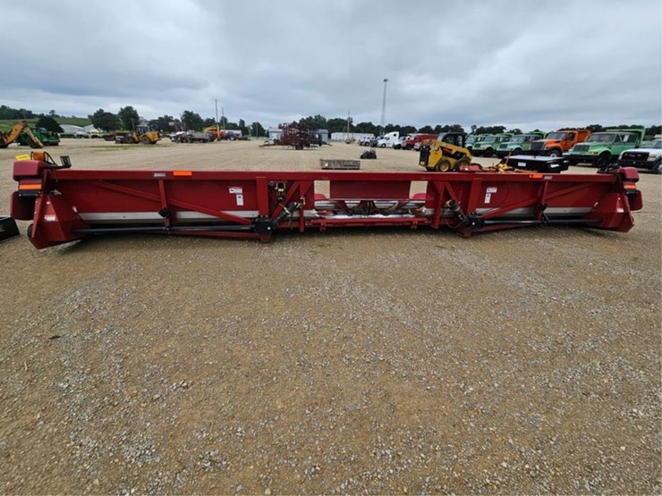 case-ih-2412-image-5
