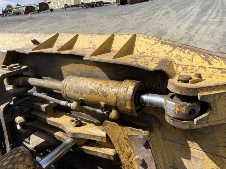 1999-caterpillar-527-image-11