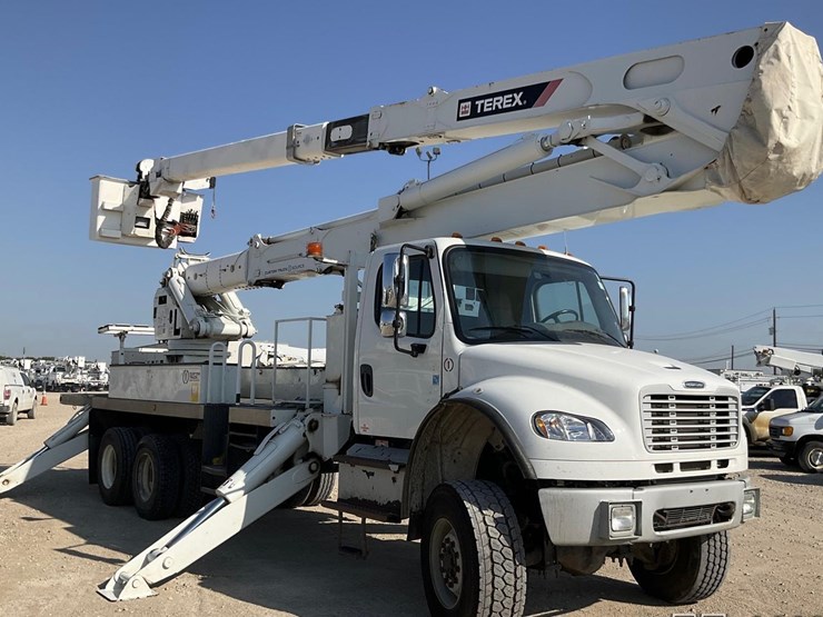2015-freightliner-bucket-truck---terex-tm-100-boom---cummins-diesel---allison-transmission-image-2
