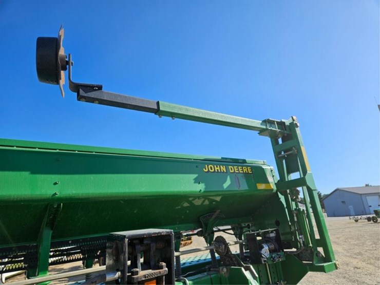 john-deere-1530-image-19