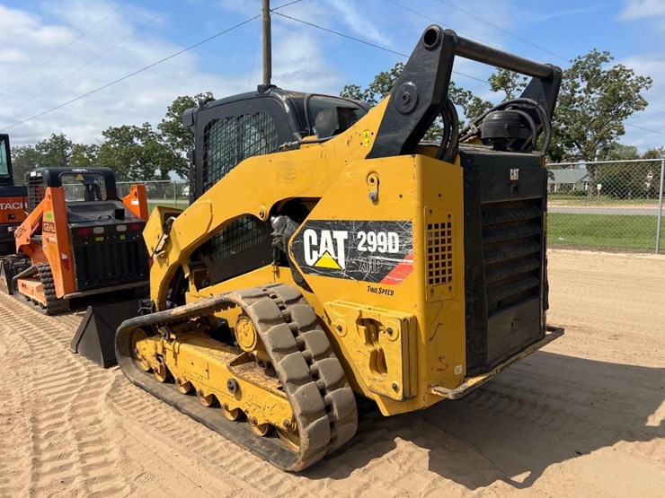 2012-caterpillar-299d-xhp-image-2