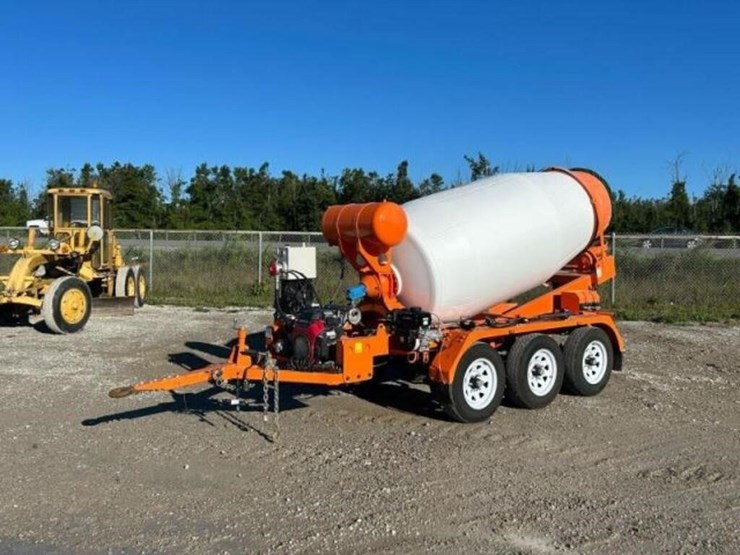2024-2-cubic-meter-tow-behind-tri/a-concrete-mixer-image-1