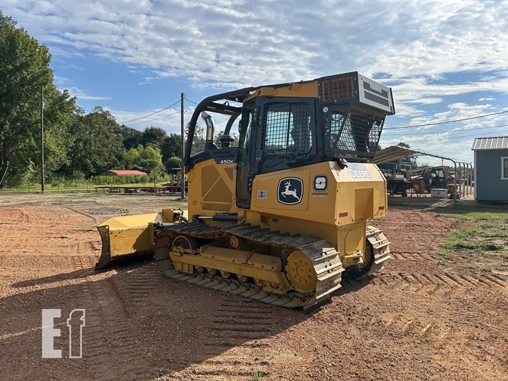 2022-deere-450k-lgp-image-2