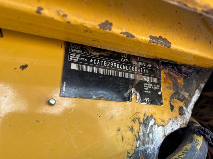 2012-caterpillar-299d-xhp-image-25