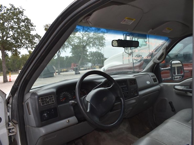 2002-ford-f350-image-7