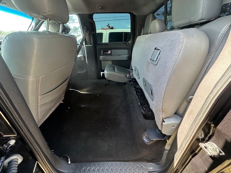 2014-ford-150-image-28