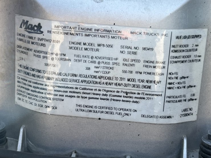 2012-mack-cxu613-t/a-truck-tractor-image-12