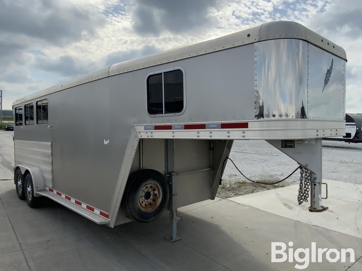 2015-featherlite-8541-image-3