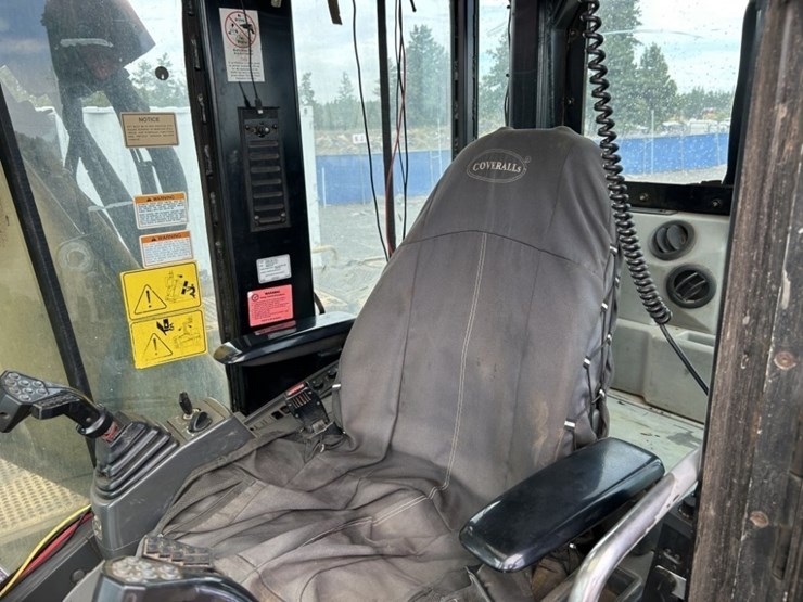 2006-caterpillar-320c-image-32