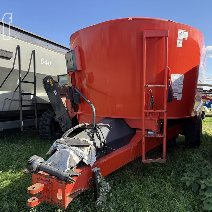 KUHN KNIGHT VT180