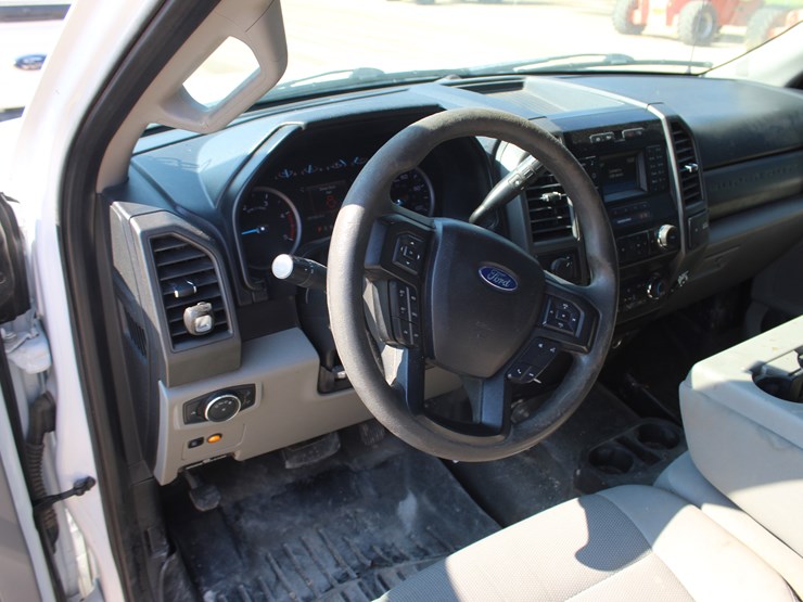 2019-ford-f250-image-9