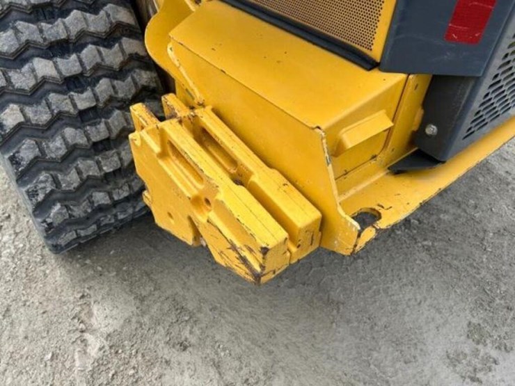 deere-333g-image-25