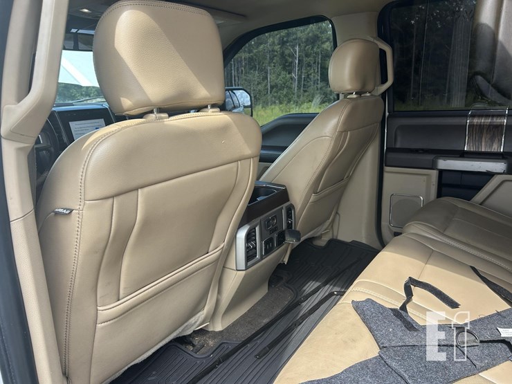 2020-ford-f150-image-23