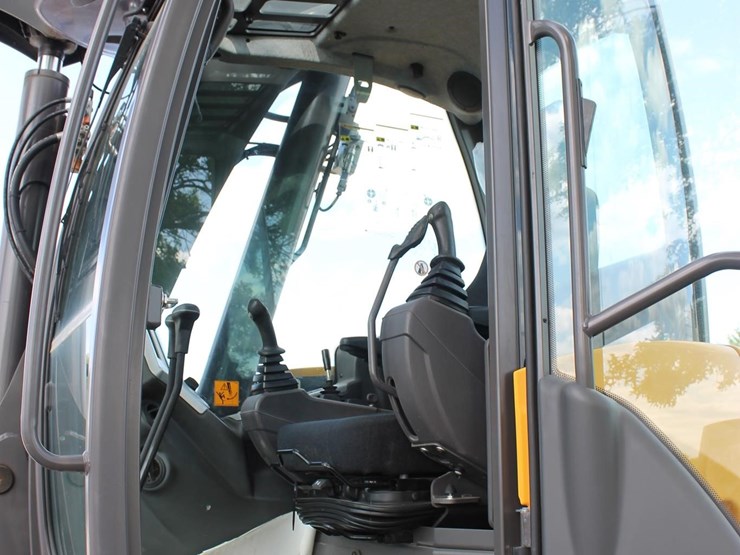 2020-mecalac-10mcr-image-13