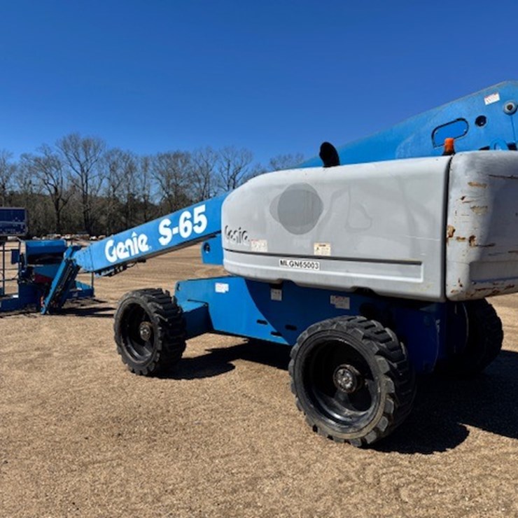2013 GENIE S65