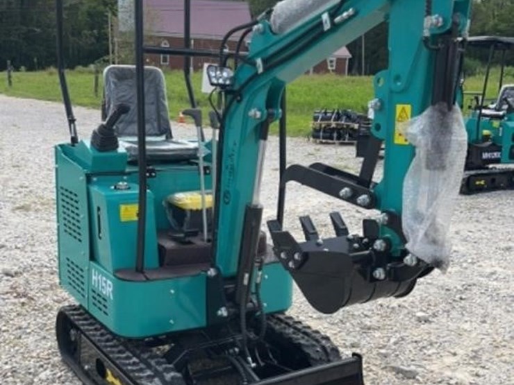 2025-cfg-h15r-mini-excavator-image-3