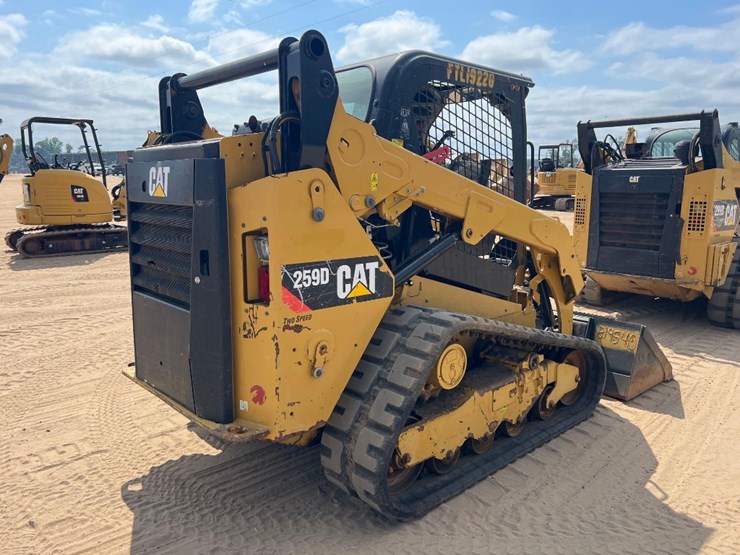 2018-caterpillar-259d-image-4