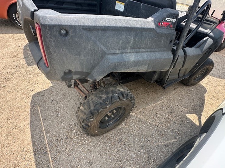2020-honda-pioneer-700-image-35