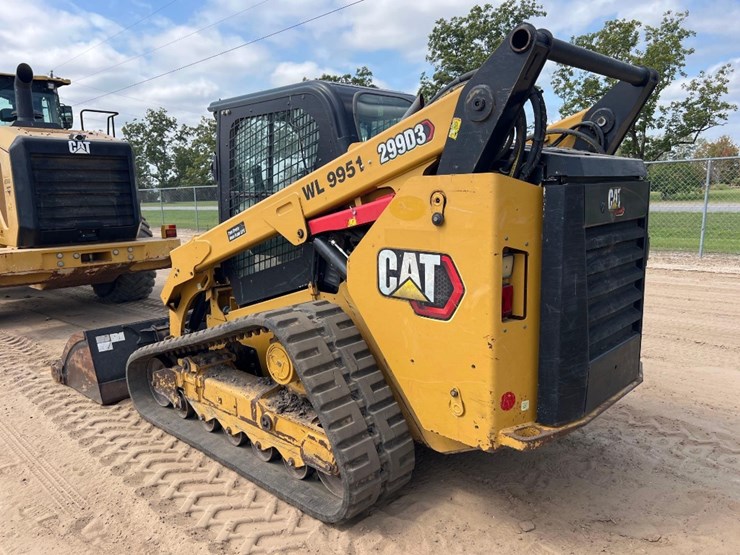 2020-caterpillar-299d3-image-2