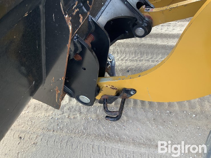 2019-caterpillar-906m-image-15