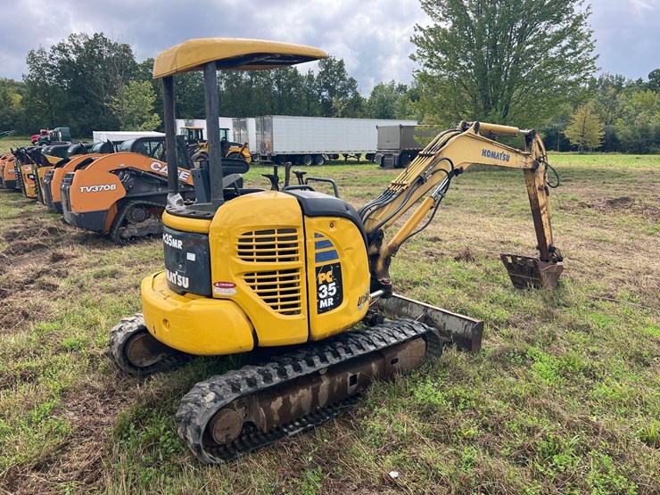 komatsu-pc35mr-2-image-5