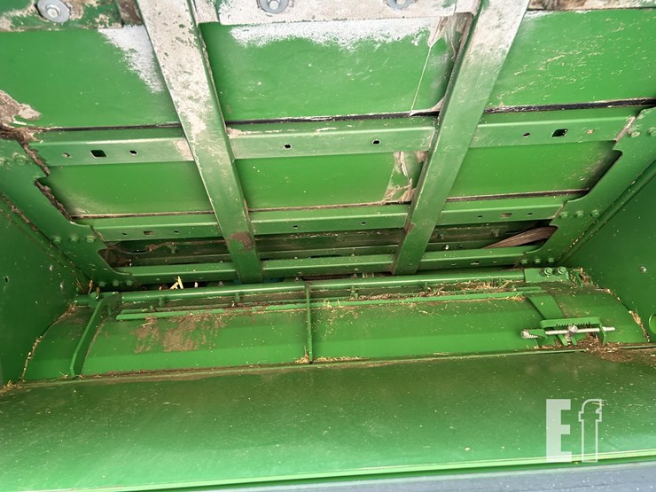 2021-john-deere-s790-image-54