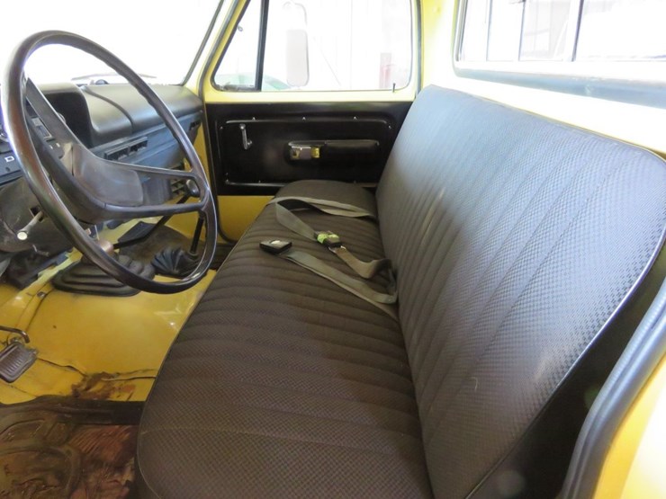 1974-dodge-w100-custom-½-ton-4x4-pickup-image-9