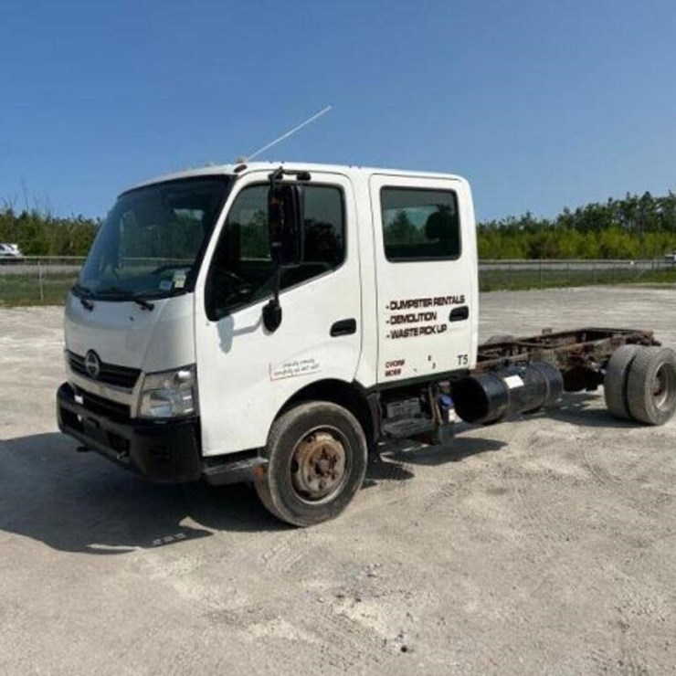 2014 Hino 740 Crew Cab S/A Cab & Chassis JHHWDM2HX