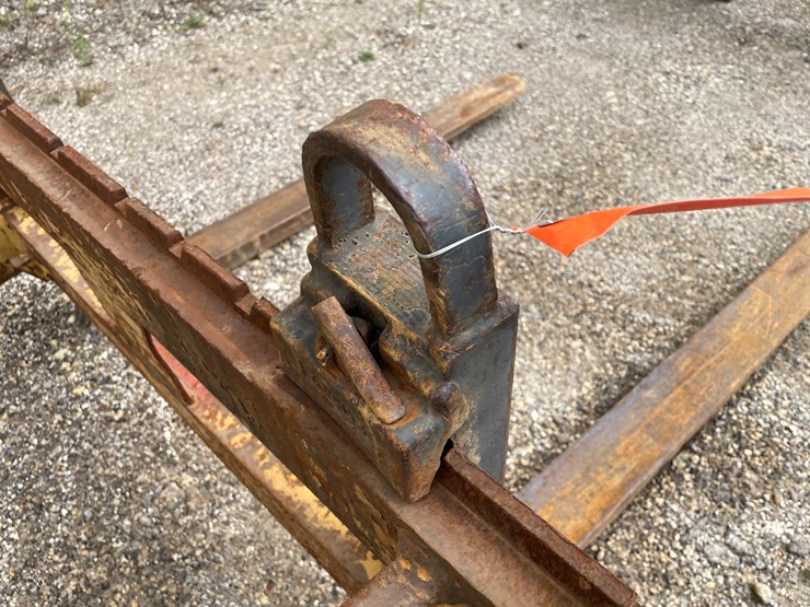 deere-304j-image-6