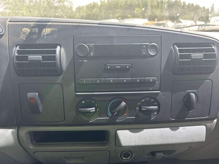 2007-ford-f250-image-15