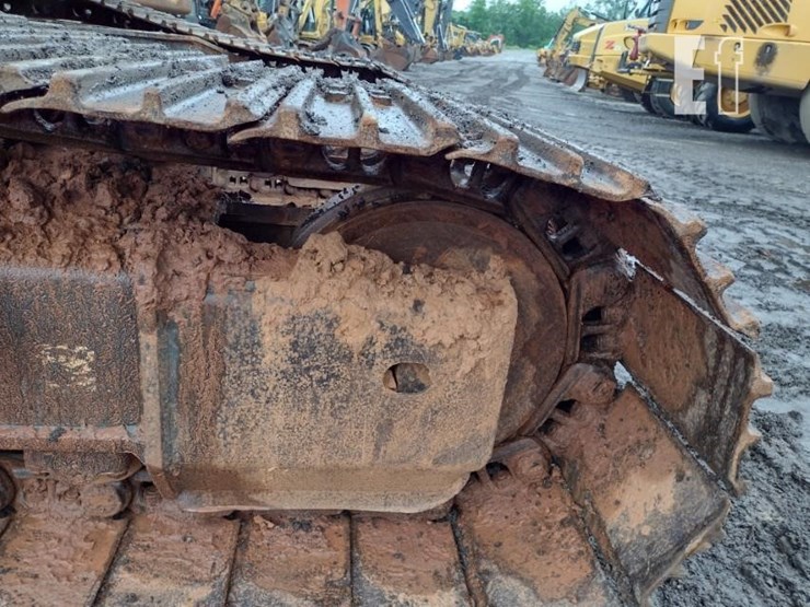 2017-komatsu-pc240-lc-11-image-27