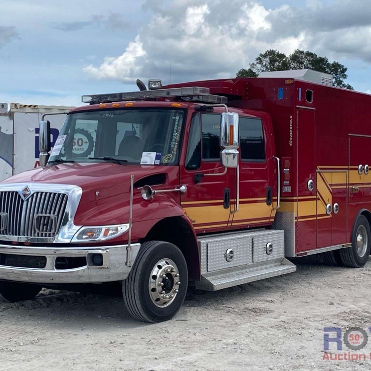 2015 INTERNATIONAL DURASTAR 4300