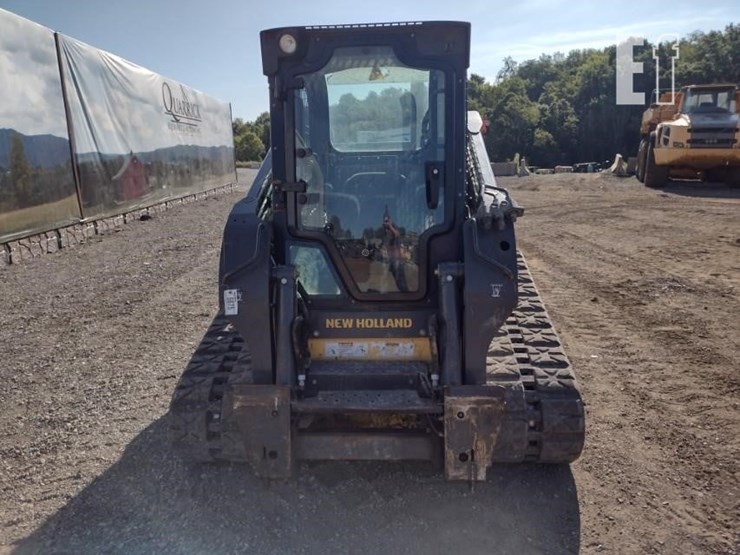 2015-new-holland-c232-image-2