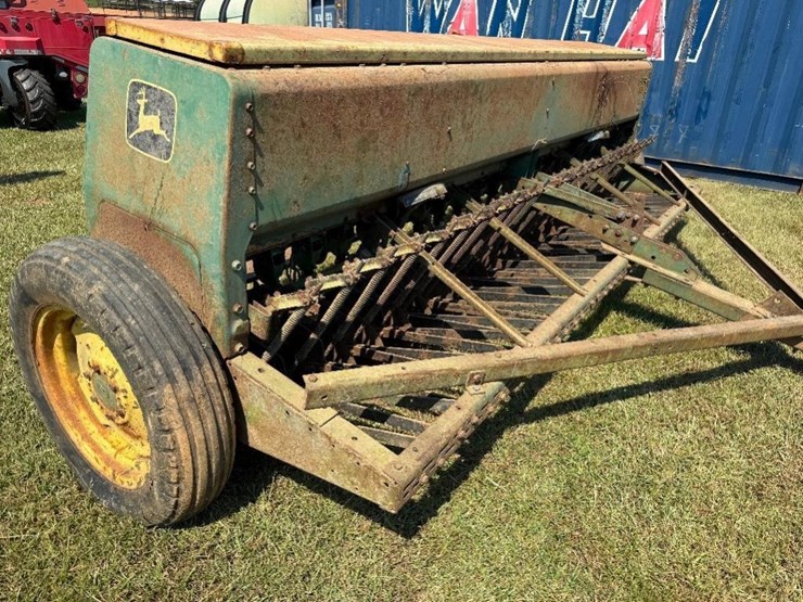 john-deere-8200-image-5