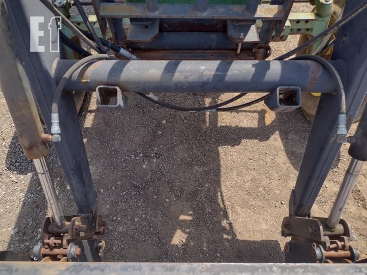 john-deere-4240-image-16