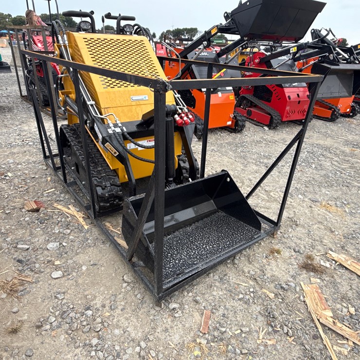 #220 • #26525 • Unused AGT MX-MRT14 Compact Track Loader