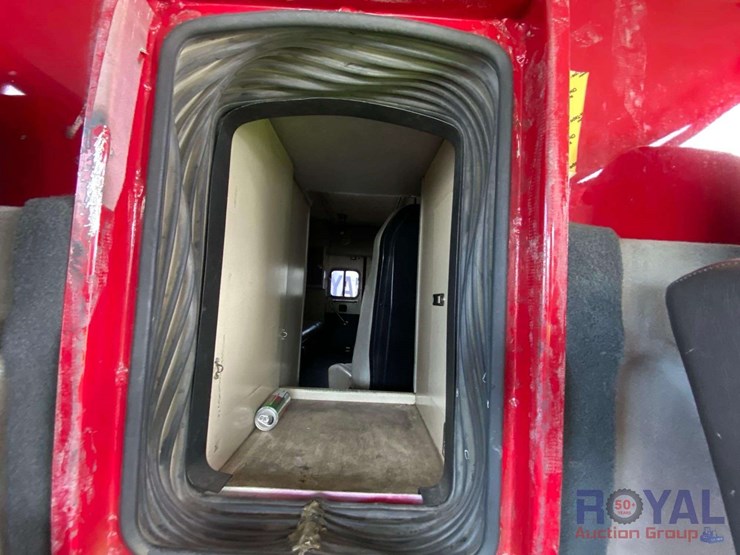 2015-international-durastar-4300-image-42