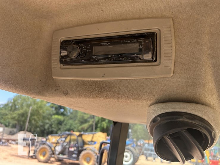 mahindra-2565-image-18