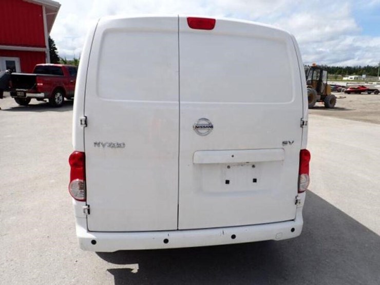 2019-nissan-nv200-image-6