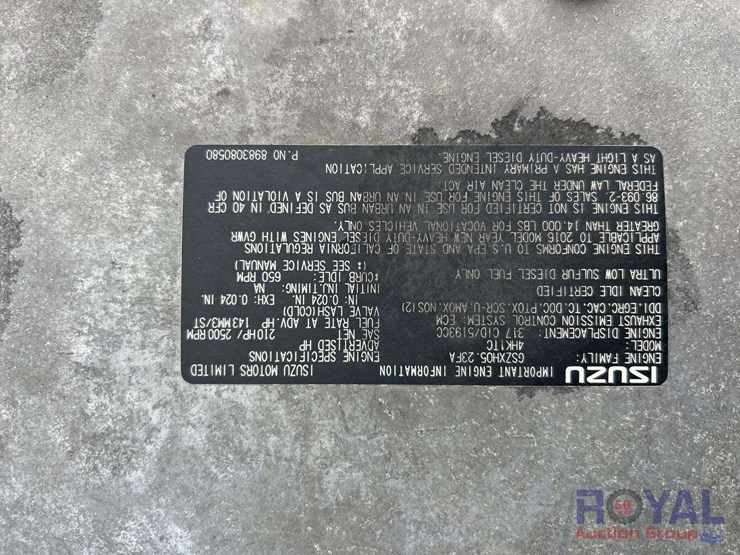 2017-isuzu-nrr-image-9