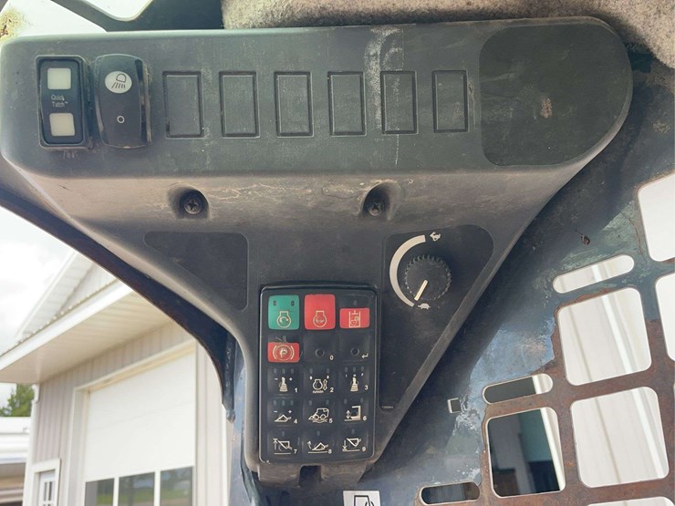 deere-314g-image-24