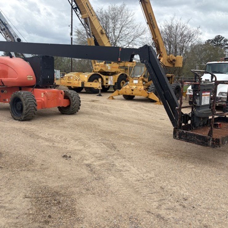 2007 JLG 800AJ