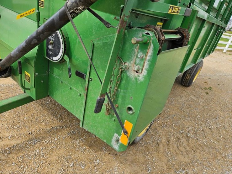 john-deere-714a-image-15