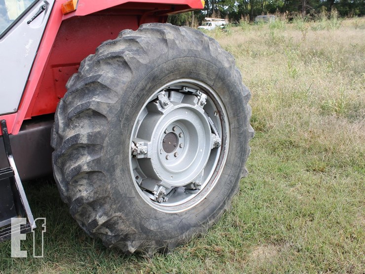 massey-ferguson-698-image-5