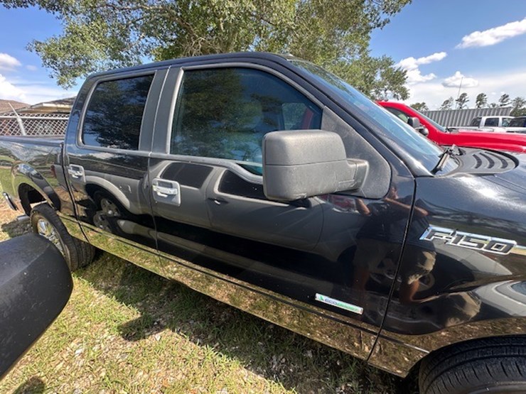 2014-ford-150-image-21