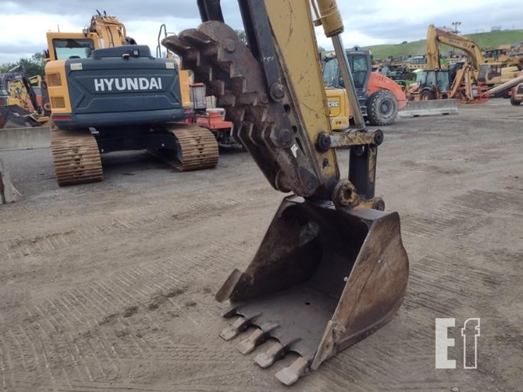 caterpillar-312-image-21