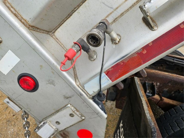 #318-•-2013-ih-7000-work-star-dump-truck-image-24