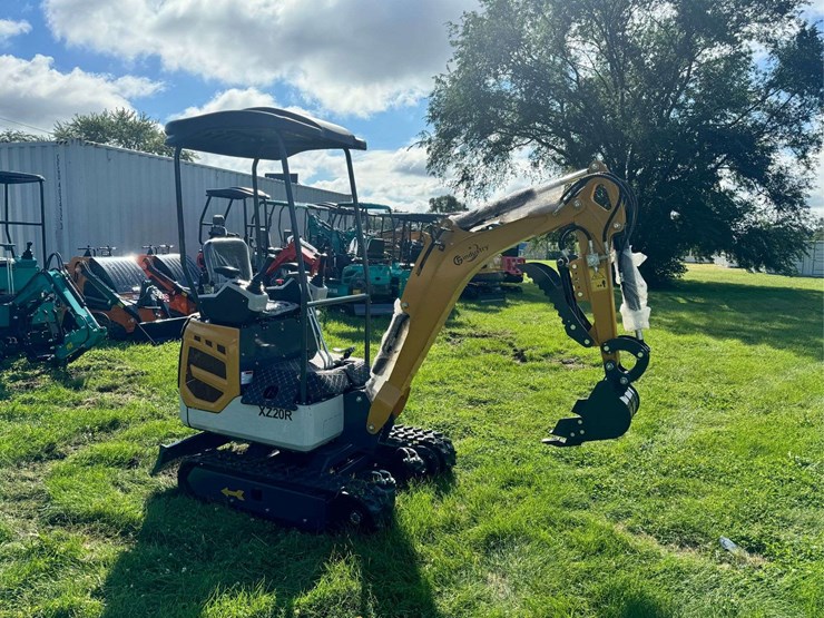 2025-cfg-industrial-xz20r-mini-excavator-...-unused-image-6