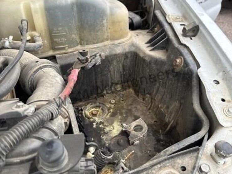 2010-ford-f550-image-12