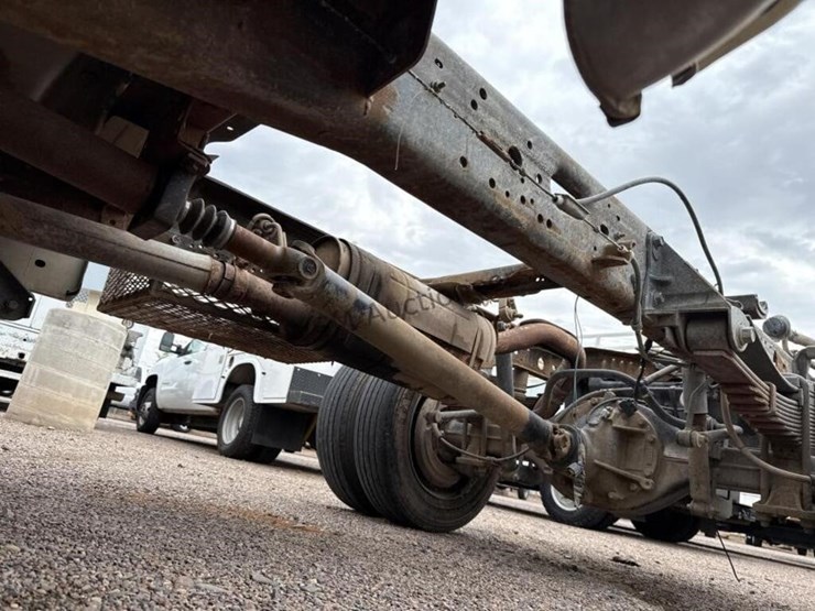 2006-ford-f450-image-24